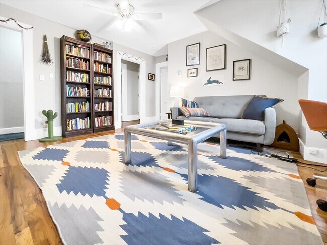 15 Oakview Ter, Unit #1