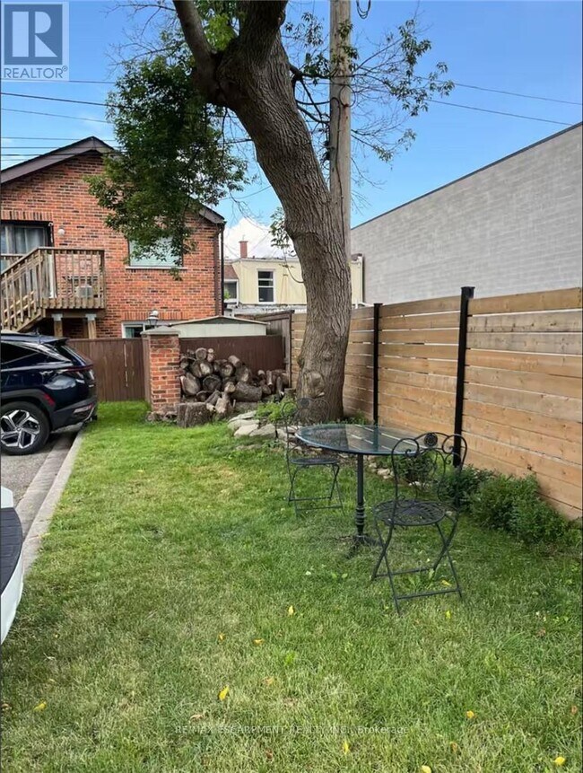 56 King St W in Hamilton, ON - Building Photo - Building Photo