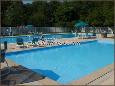 105 Westgate Dr-Unit -8 in Burlington, MA - Foto de edificio - Building Photo