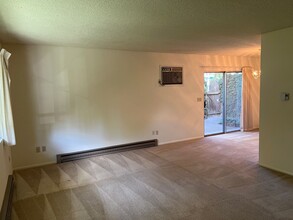 1104 Francis Ave-Unit -1104 in Walla Walla, WA - Building Photo - Building Photo