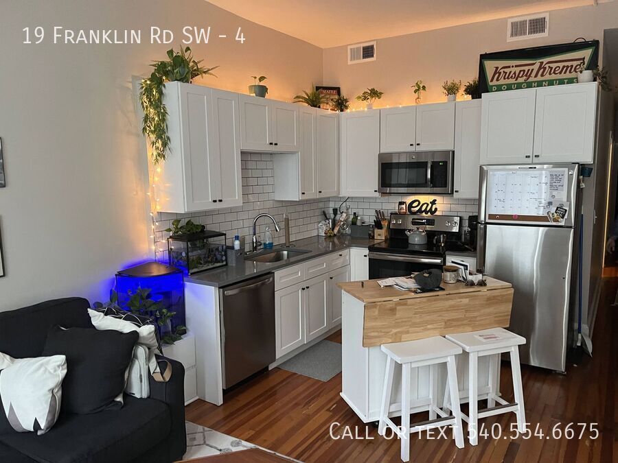 19 Franklin Rd SW in Roanoke, VA - Building Photo