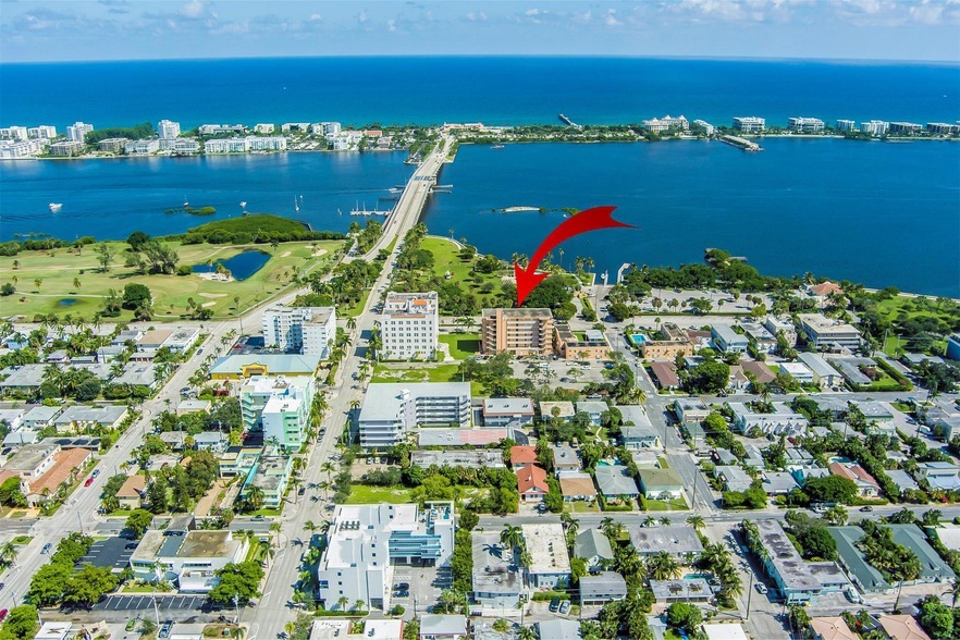 15 S Golfview Rd in Lake Worth, FL - Building Photo