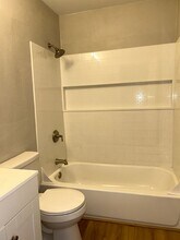 111 10th St SE in Auburn, WA - Building Photo - Building Photo