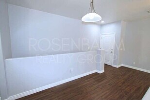 854 S San Marcos Dr in Apache Junction, AZ - Building Photo