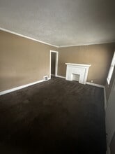 3901 E 58th St in Kansas City, MO - Building Photo - Building Photo