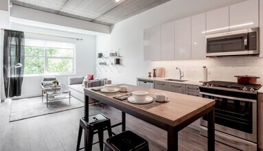 1590 Elmwood Ave in Evanston, IL - Building Photo - Building Photo