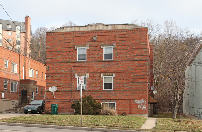 Ludlow 948 in Cincinnati, OH - Foto de edificio - Building Photo