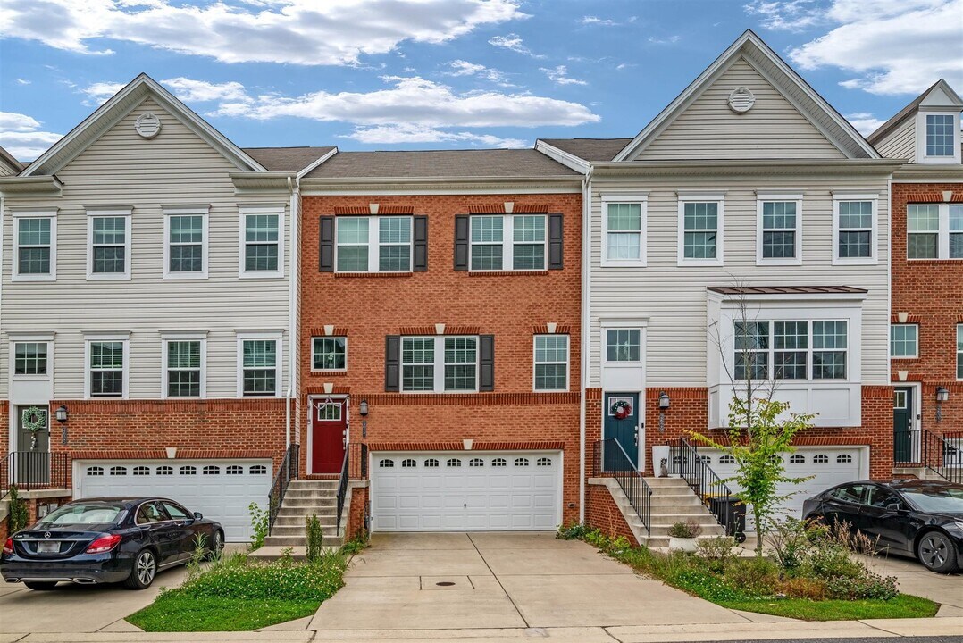 2627 Smooth Alder St in Gambrills, MD - Building Photo