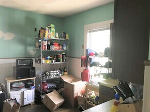 148 Willow Ave in Somerville, MA - Building Photo - Building Photo