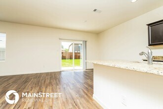 453 Canoe Way in Crowley, TX - Building Photo - Building Photo