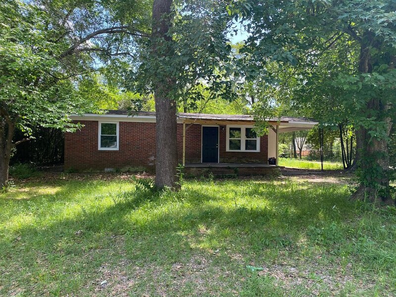 784 Beech Island Ave in Beech Island, SC - Foto de edificio