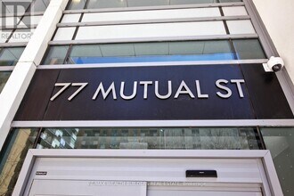 77-1077 Mutual St in Toronto, ON - Building Photo - Building Photo