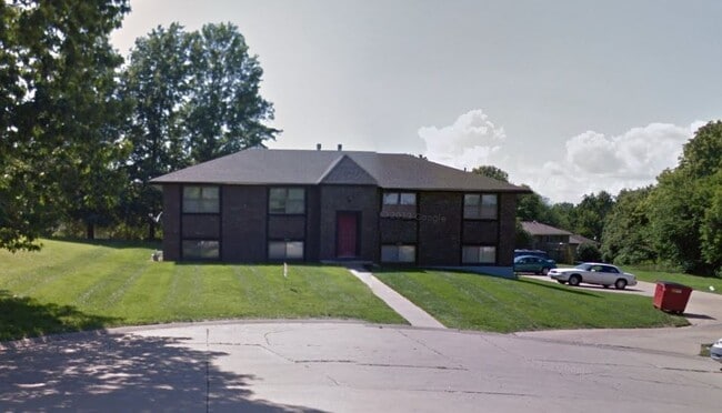 4312 N 31st St, Unit A in St. Joseph, MO - Building Photo - Building Photo