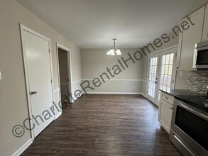 9519 Central Dr in Mint Hill, NC - Building Photo - Building Photo