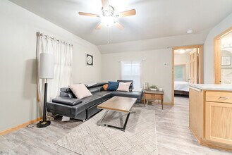 2517 S Duluth Ave, Unit 2517 in Sioux Falls, SD - Foto de edificio - Building Photo