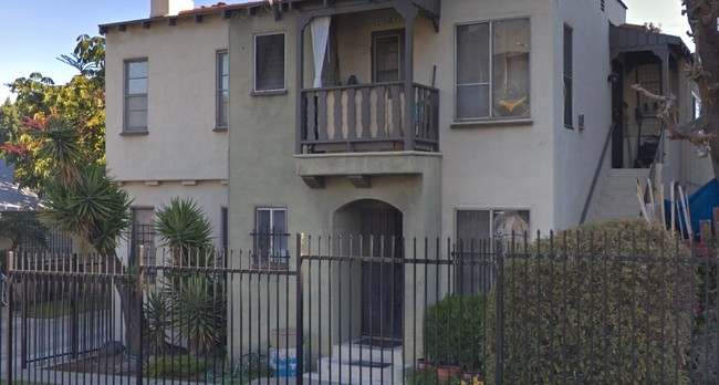 2511 W 4th St in Los Angeles, CA - Building Photo - Other