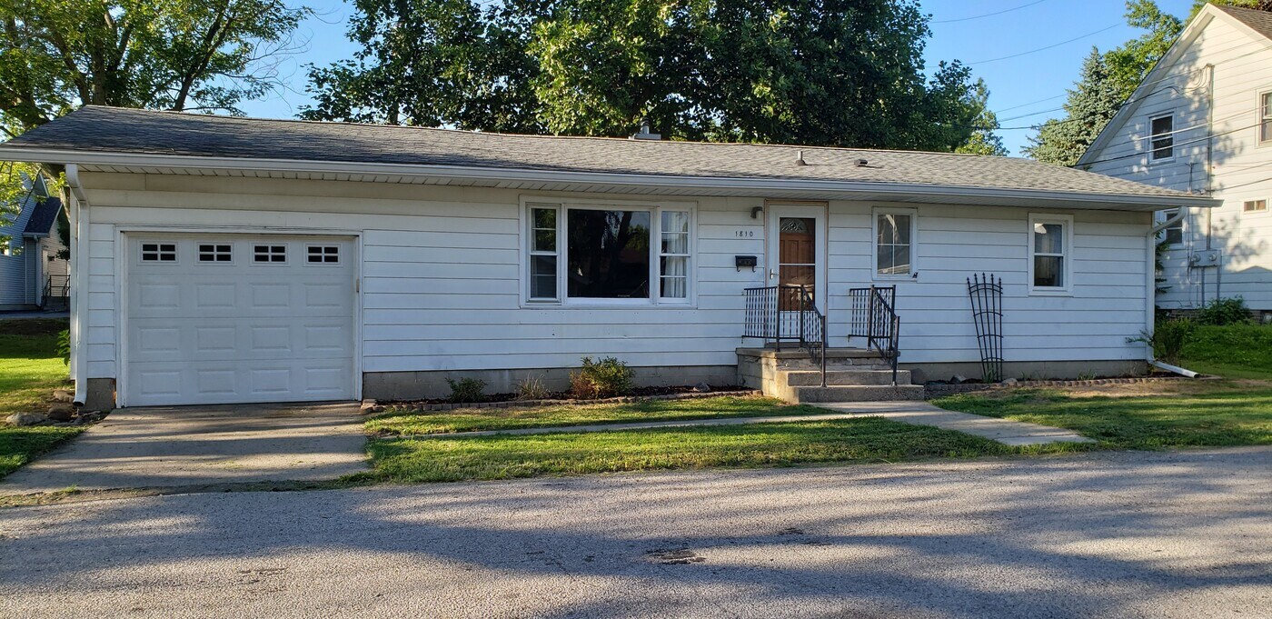 1810 Virginia St in Lafayette, IN - Building Photo