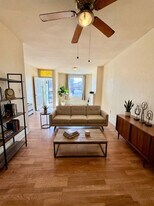 1531 W Tucker St in Philadelphia, PA - Building Photo