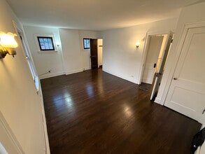 25 Keller Ave in Waukegan, IL - Building Photo - Building Photo