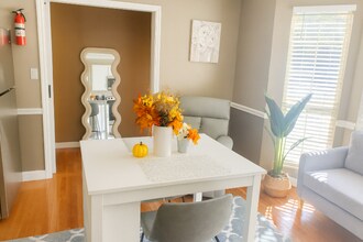 4302 Foothills Dr in Knoxville, TN - Building Photo - Building Photo