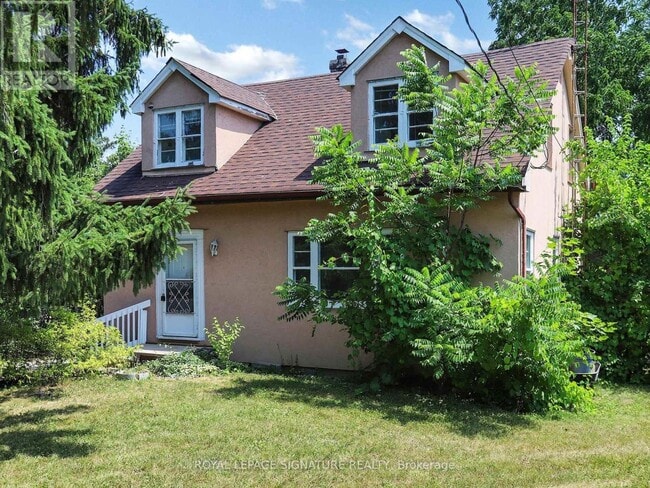 property at 21-21 Yongeview Ave