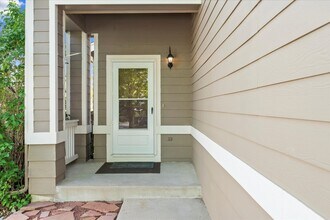 10147 S Cherryhurst Ln in Littleton, CO - Building Photo - Building Photo