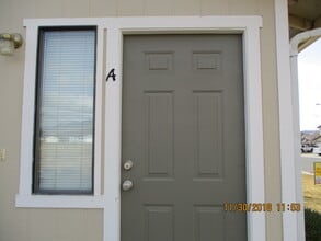 340 Sweetwater Cir in Dayton, NV - Building Photo - Building Photo