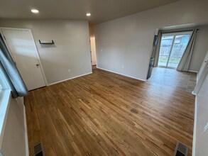 402 Chestnut St in Mountain Home, ID - Building Photo - Building Photo