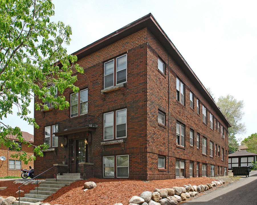 382 Pierce St in St. Paul, MN - Building Photo