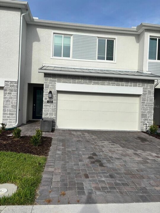 265 Bogey Dr in Davenport, FL - Building Photo
