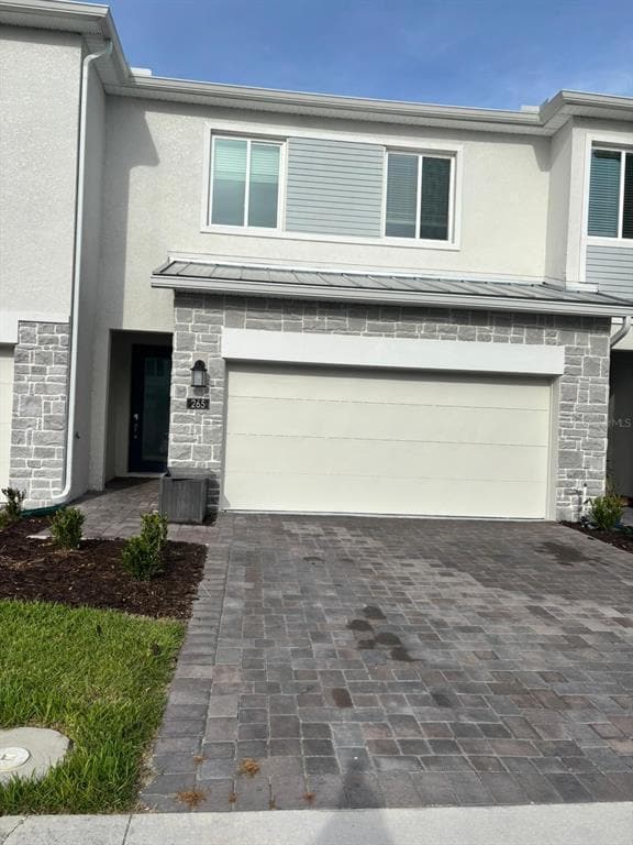 property at 265 Bogey Dr