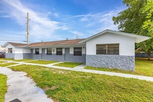4120 SW 19th St in West Park, FL - Building Photo