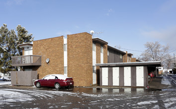 Terrace Towne Apartments in Ogden, UT - Building Photo - Building Photo