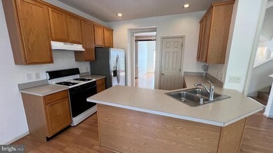 822 W Boxborough Dr in Wilmington, DE - Building Photo - Building Photo