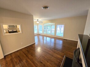 3988 Beechwood Ln in Dallas, TX - Building Photo - Building Photo