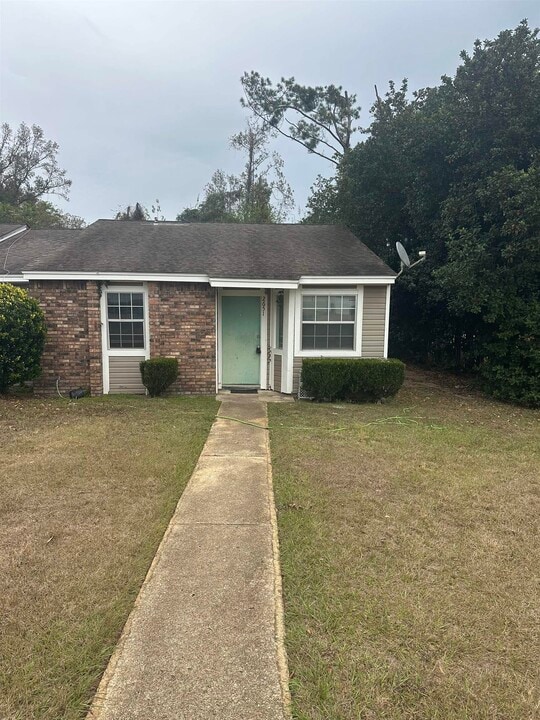 2651 Chateau Ln in Tallahassee, FL - Building Photo