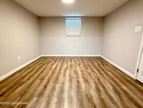 10809 Oreland Mill Rd in Louisville, KY - Building Photo - Building Photo