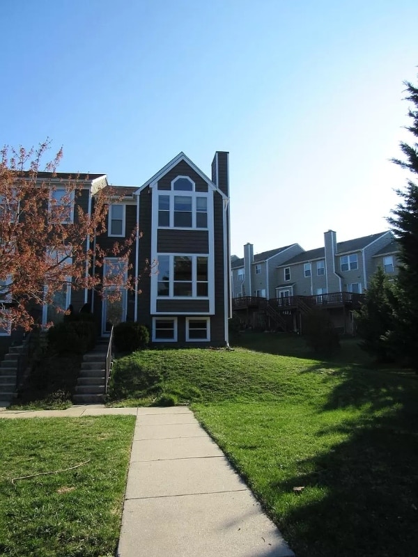 7734 Chatfield Ln in Ellicott City, MD - Building Photo - Building Photo