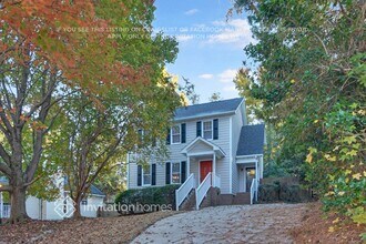 3925 Old Coach Rd in Raleigh, NC - Foto de edificio - Building Photo
