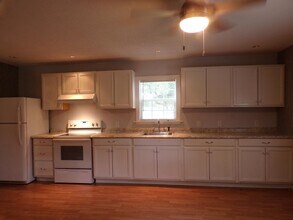 404 S Water St in Burnet, TX - Building Photo - Building Photo