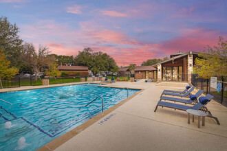 Sedona Park in Irving, TX - Building Photo - Building Photo