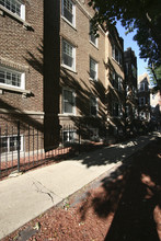 6501 N Bosworth in Chicago, IL - Building Photo - Building Photo