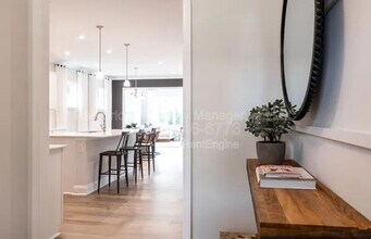 19016 Yellow Birch Dr in Charlotte, NC - Building Photo - Building Photo