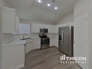6301 Brookhaven Trail in Arlington, TX - Building Photo - Building Photo