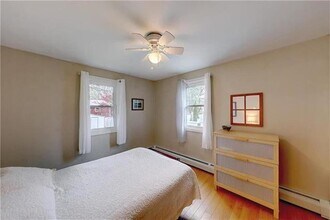 135 Holly Rd in South Kingstown, RI - Building Photo - Building Photo