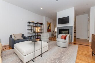 769 Heath St in Brookline, MA - Building Photo - Building Photo