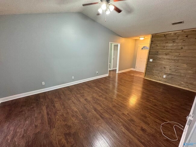 235 Shadowbrook Ln NE in Huntsville, AL - Building Photo - Building Photo