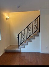 4523 Woodman Ave in Los Angeles, CA - Building Photo - Building Photo