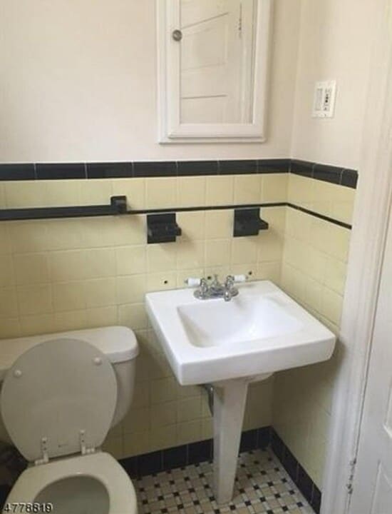 326 E Westfield Ave in Roselle Park, NJ - Building Photo