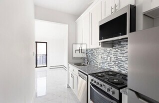 East 16th Street & Avenue R, Unit 2 in Brooklyn, NY - Building Photo